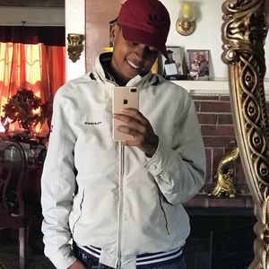 Meet your Posher, Desean